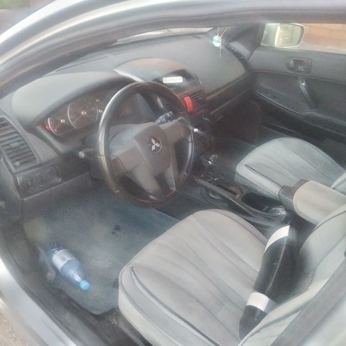 Митсубитси галант