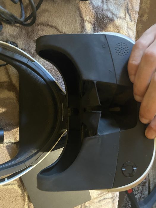 Se vinde ochelari virtuali pentru ps 4-5