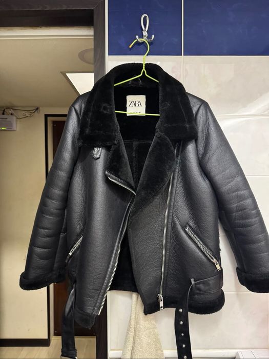 Дубленка Zara с меховой подкладкой