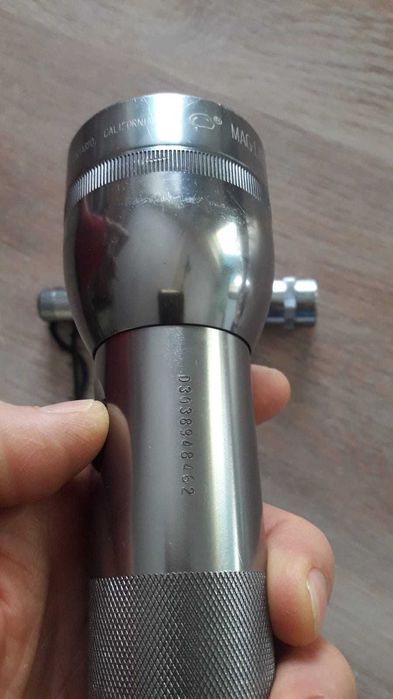 Фонари MAG-LITE  пр-во США  2 шт.