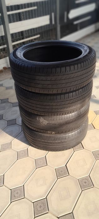 А в т о  ш и н ы