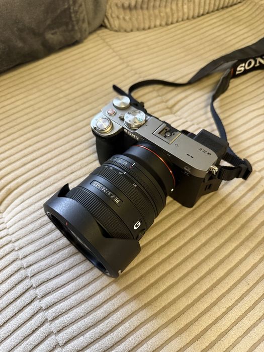 Sony A7C II + Sony FE 24-50mm F2.8 G – 3620 кадъра + аксесоари