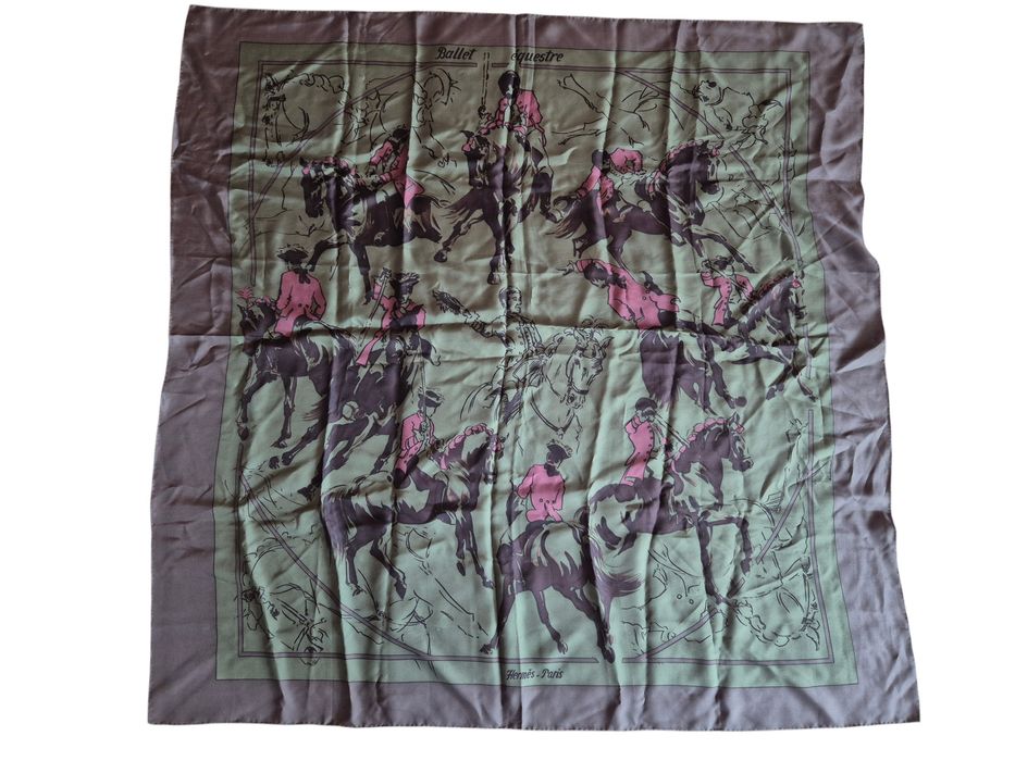 Dior Hermès Louis Vuitton шалове