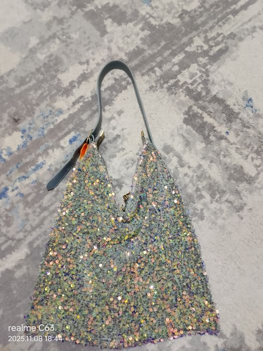 Продам сумку с пайетками