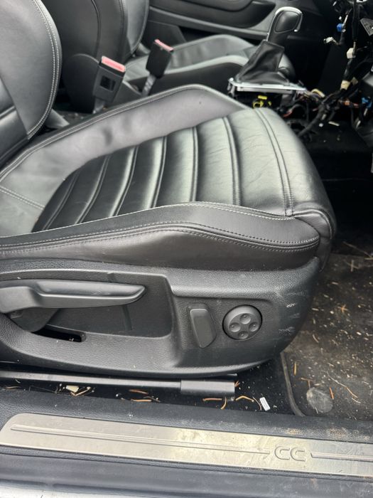 Кожен салон с подгрев от Пасат ЦЦ ( десен волан )