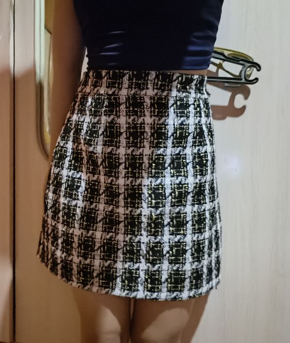 Одежда б/у. Атлас юбка