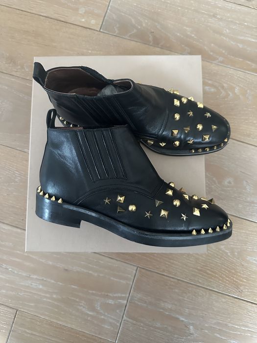 Ефектни боти с капси Ras