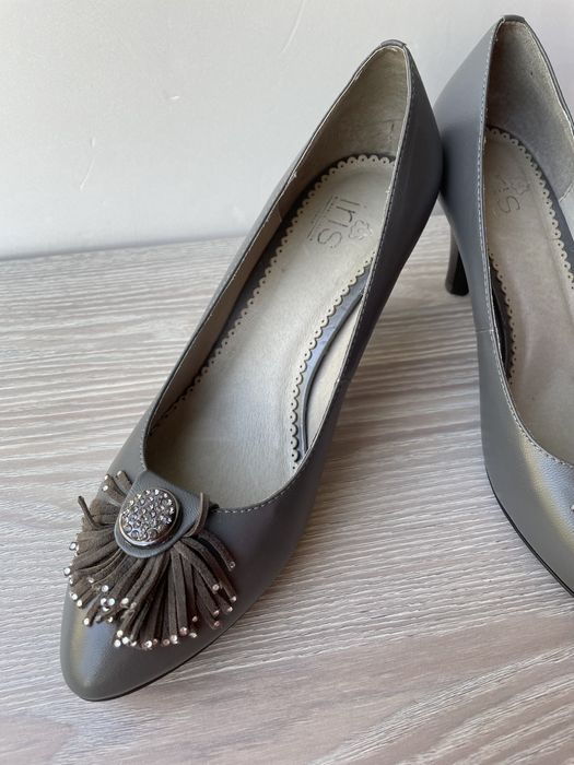 Туфли фирмы IRIS