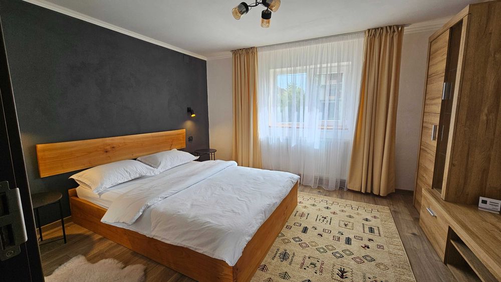 Casă de închiriat în Curtea de Argeș