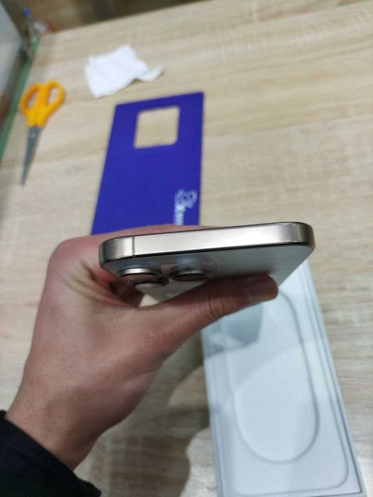 Телефон Iphone 16 max