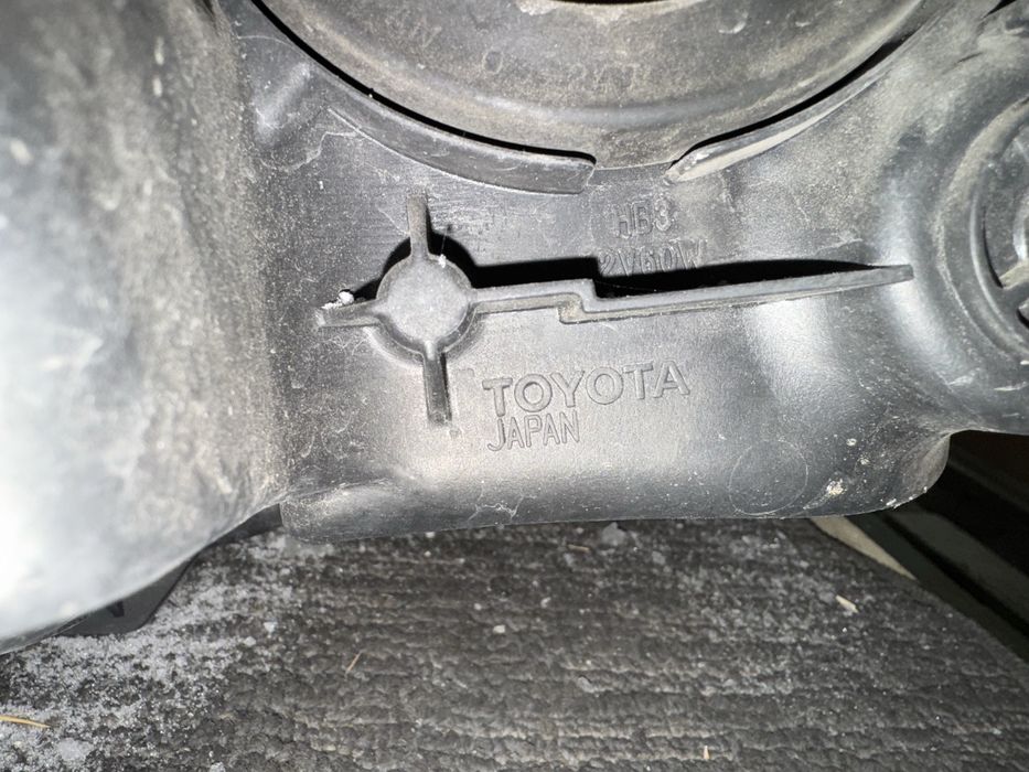 Фары на Toyota Camry 55