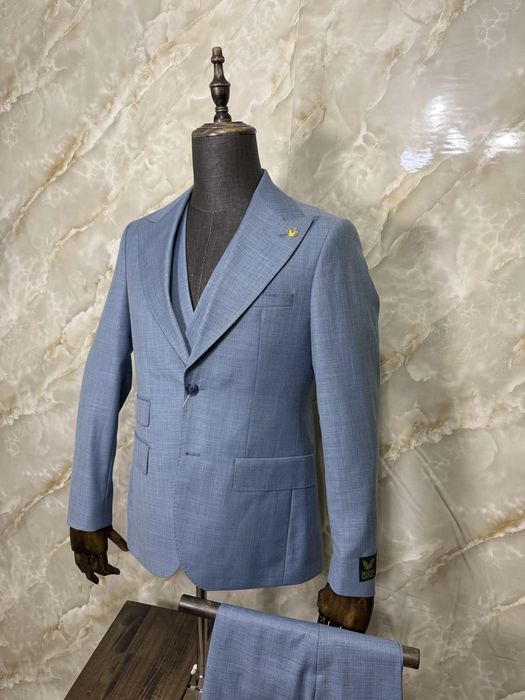 Costum 3 Piese Albastru Deschis