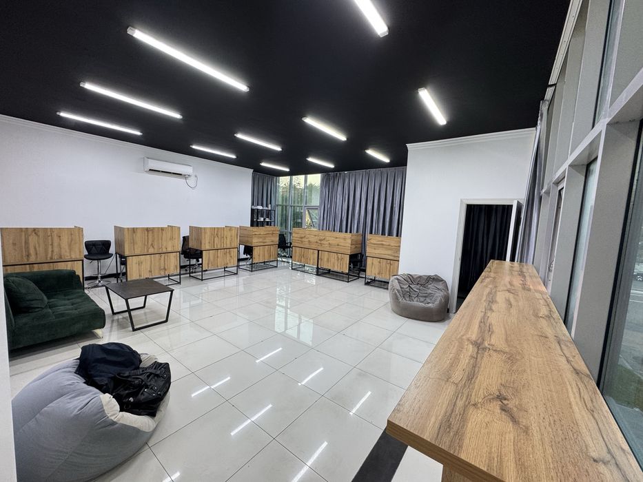 Metro Oybekda 1-Linyada 4-Etajli Ofis 2-etaji Arendaga beriladi