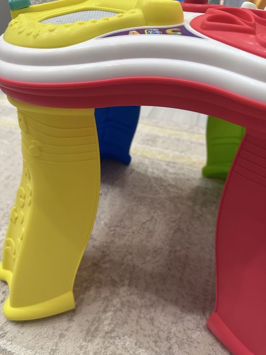 Стол Chicco говорящий