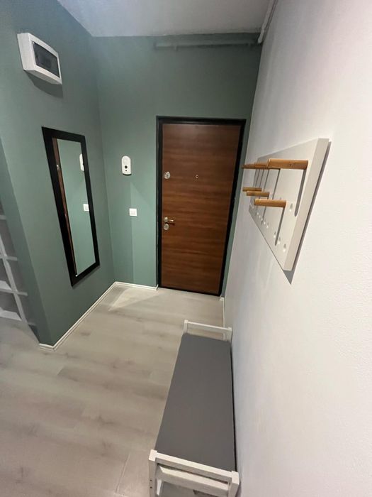 Închiriez apartament 1 cameră- studio