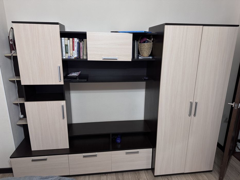 Шкаф стенка за 60к