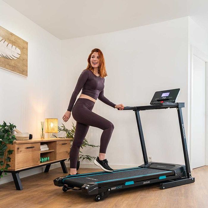 Сгъваема бягаща пътека DrumFit WayHome 1600 Runner Sprint с мотор 1900 W.