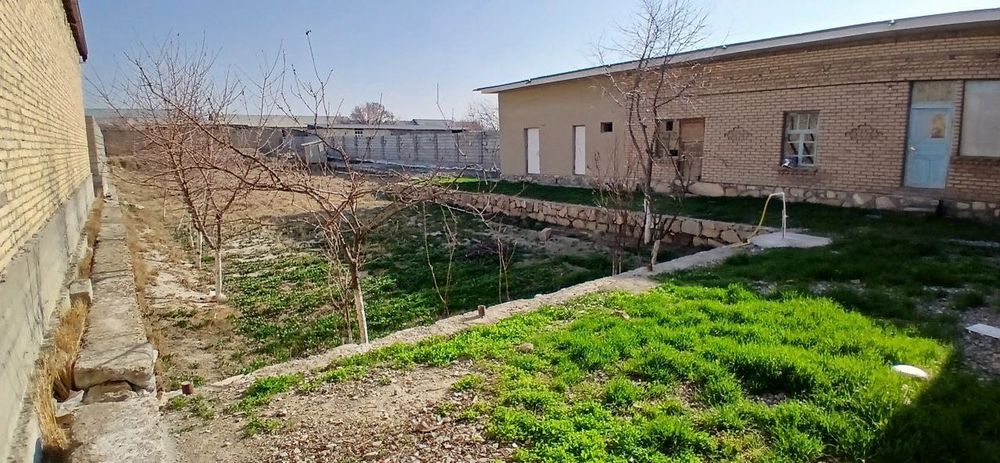 Срочно Ховли сотилади