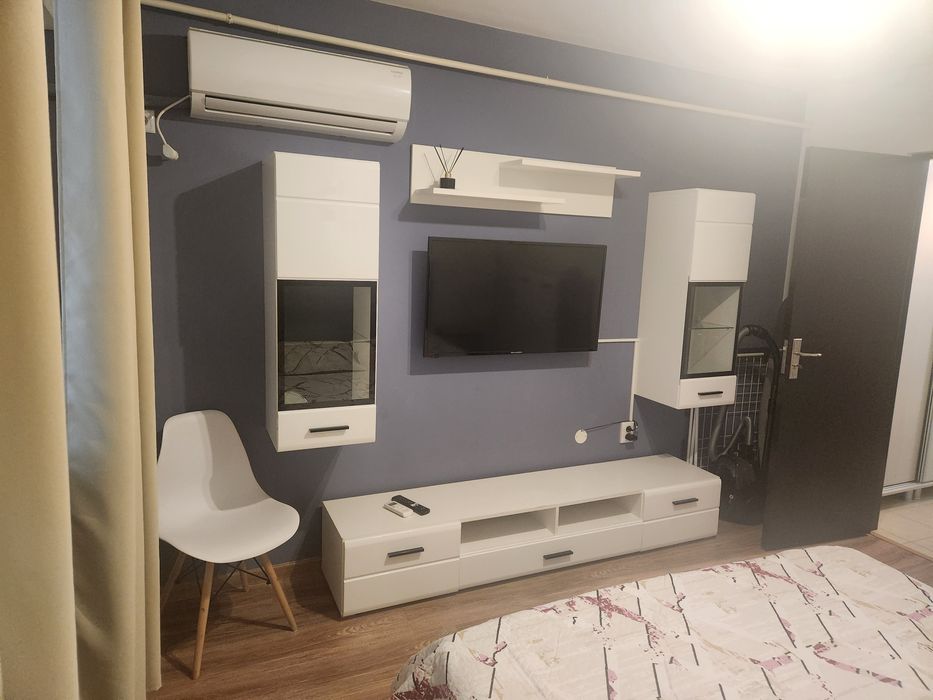 Inchiriez garsoniera in Hipodrom, etaj 1, capatul lui 2