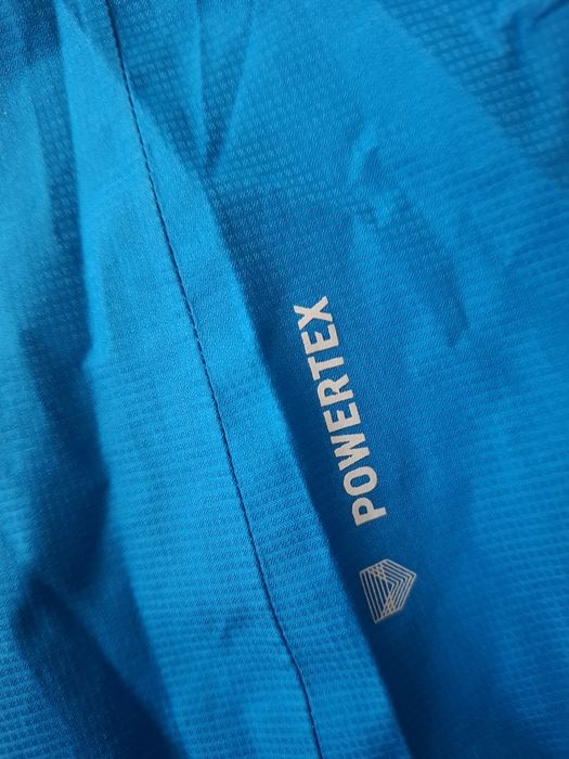 Salewa мъжко яке M- L размер.
