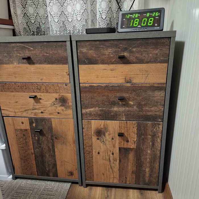 Шкаф Винтидж, 2 броя - като нови