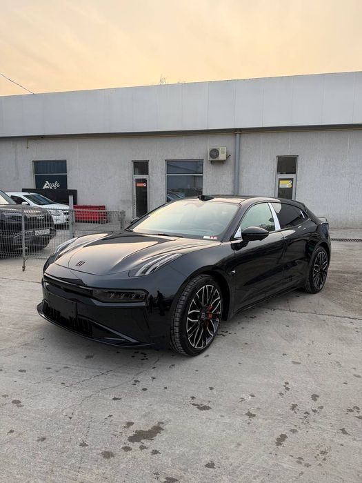 Zeekr 001 Srochna Nasiya va kriditga sotiladi.