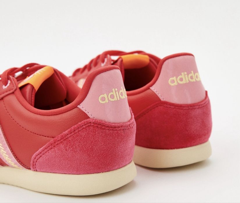 Кроссовки adidas