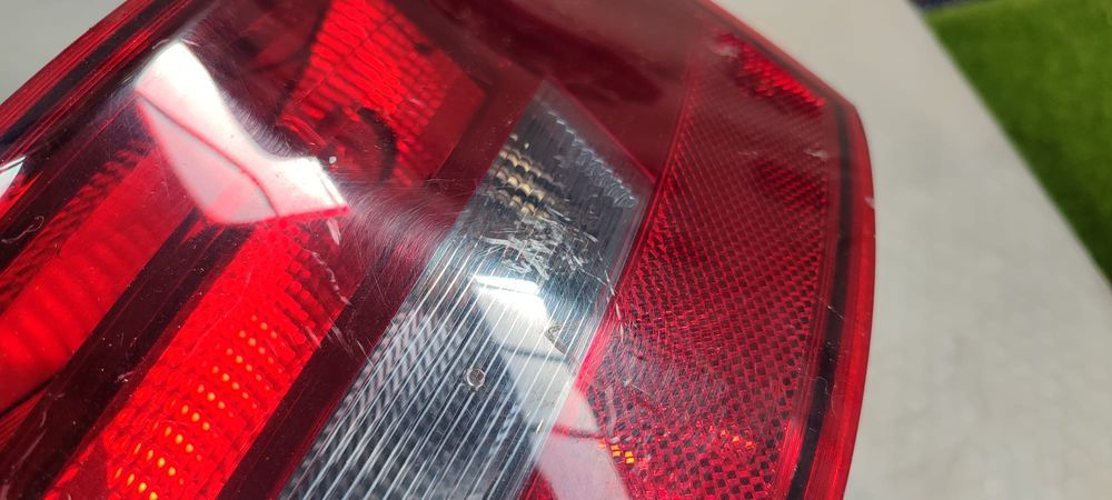 STOP SPATE DREAPTA ARIPA AUDI A3 8V 2012–2016 / COD OEM 8V3945096C / 8V3 945 096 C (5F2)