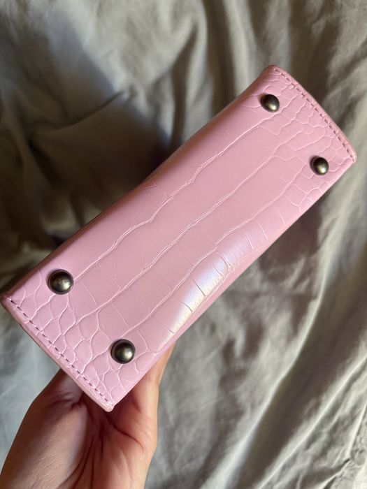 розова чантa Zara