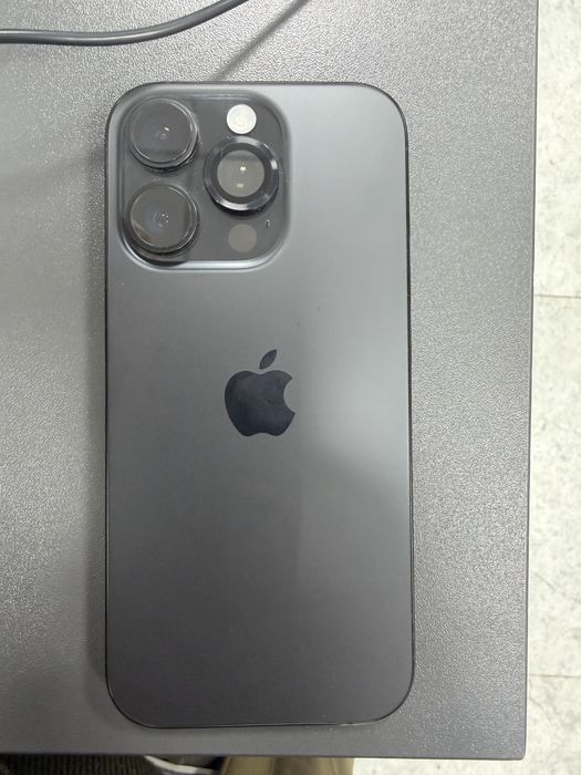 Продам Iphone 16 pro 256