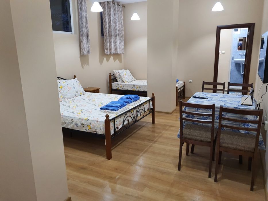 Дава се под наем Едностаен апартамент в Поморие - 60 кв.м за 71.4 € - Снимка #1