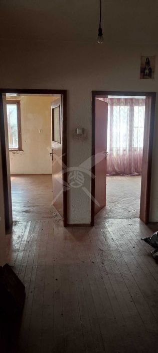 Продава се Етаж от къща в с. Крумово, Област Пловдив - 75 кв.м за 1000 €/кв.м - Снимка #2