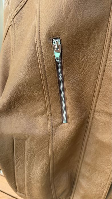 Кожаный бомбер рыжий