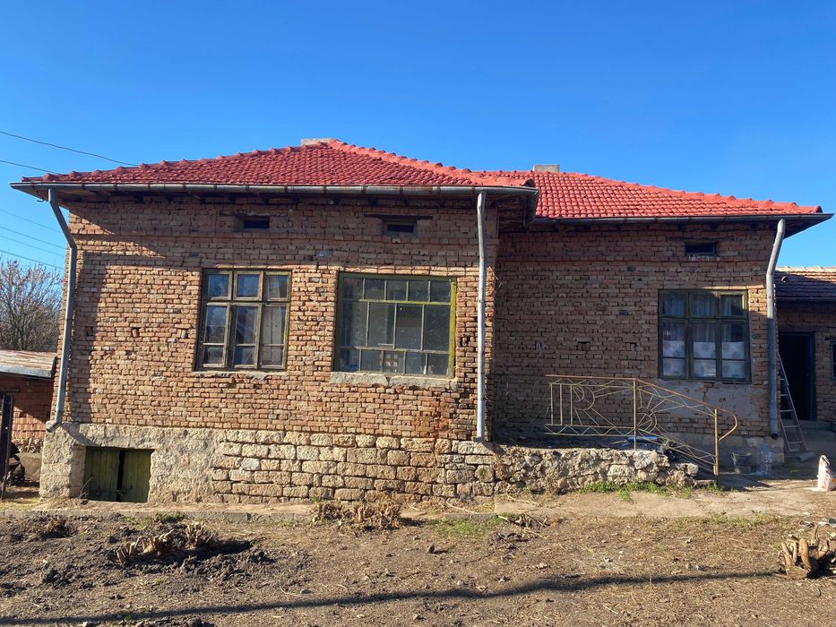 Продава се Къща в Добрич, Център - 149 кв.м за 155 €/кв.м - Снимка #1