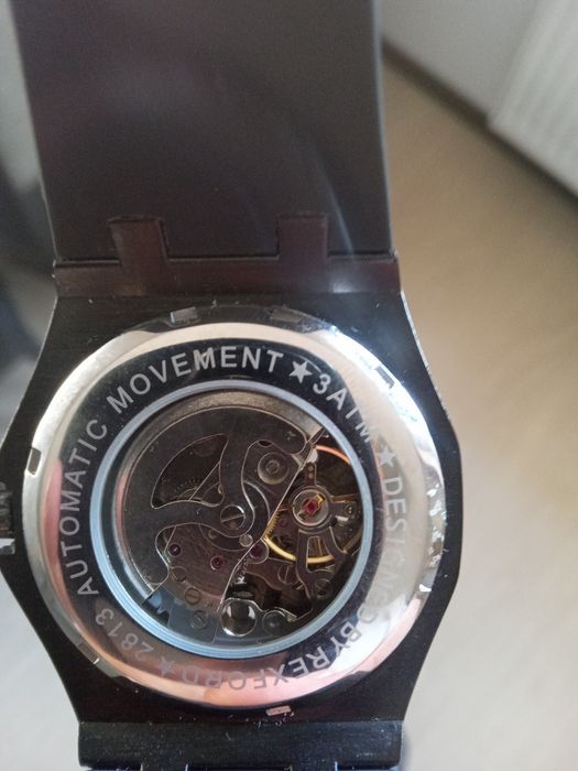 Ceas Smart watch, ceas mecanic, statie lncarcare controler PS 5,huse iPhone 15.