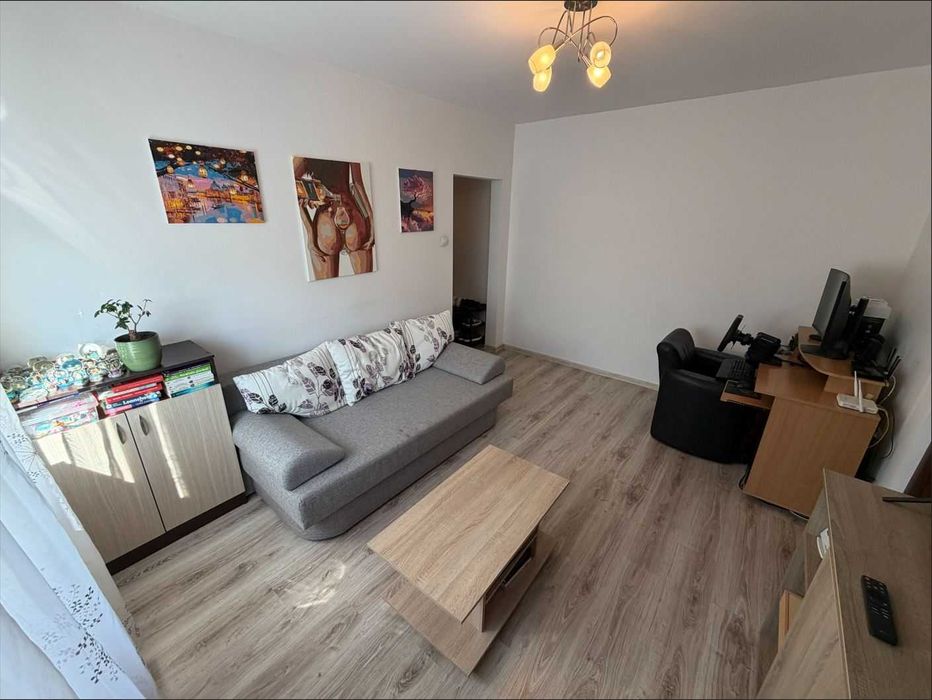 Vand apartament 3 camere hipodrom