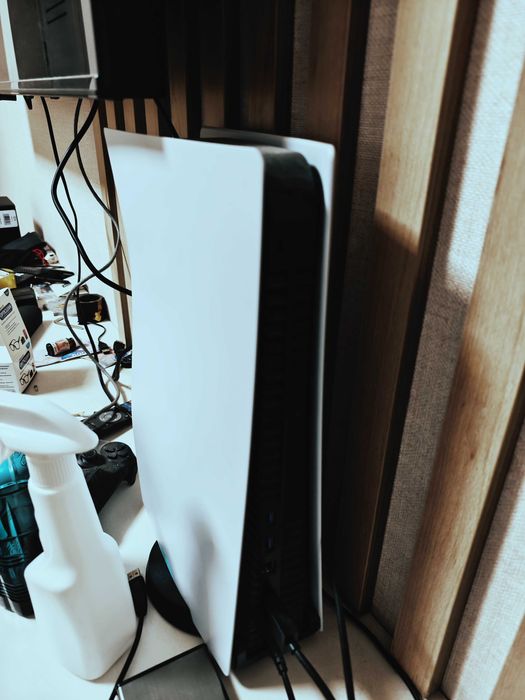 Sony PlayStation 5 (Fat, дисковая версия) — отличное состояние