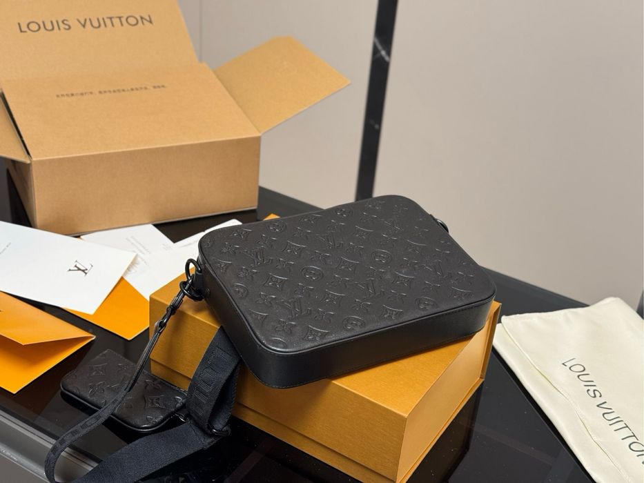 Барсетка Louis Vuitton LV