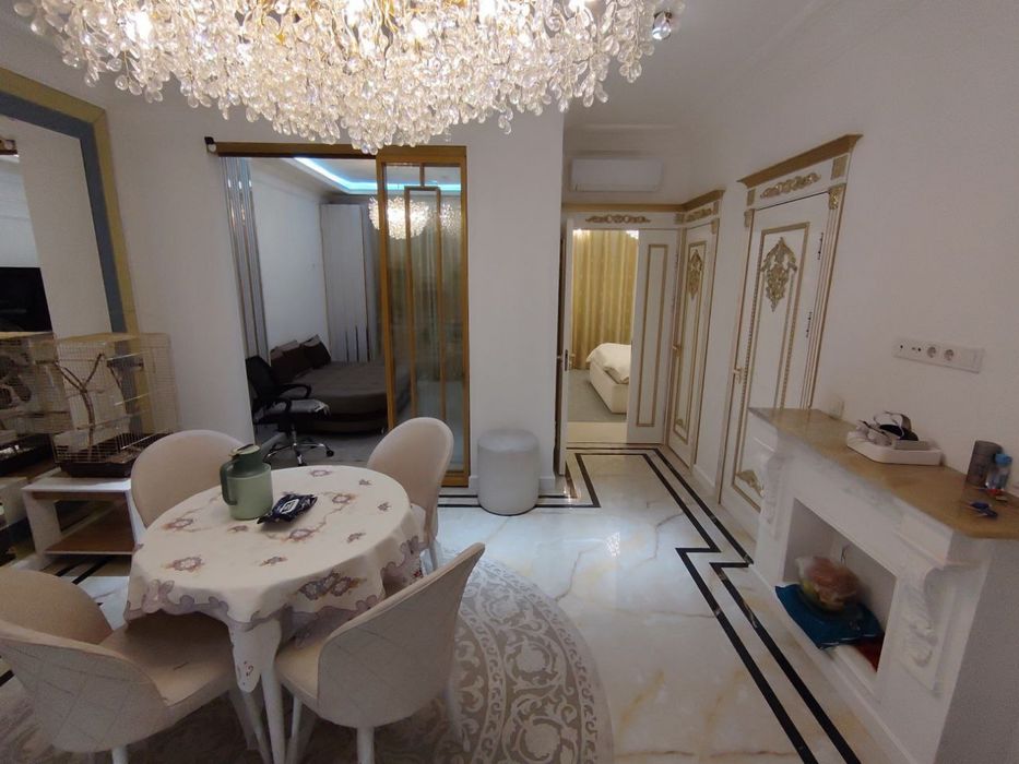 Продается 3 комн квартира в Мирабад Сити V576