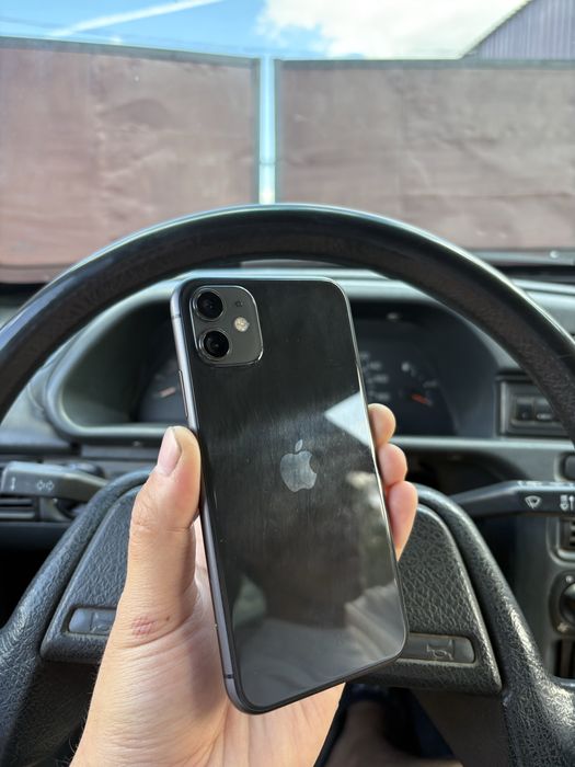 Продам iPhone|Айфон 11 (128)