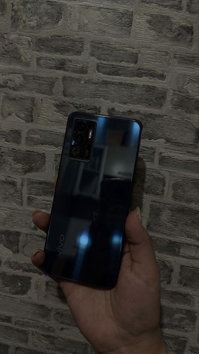 Продам телефон VIVO