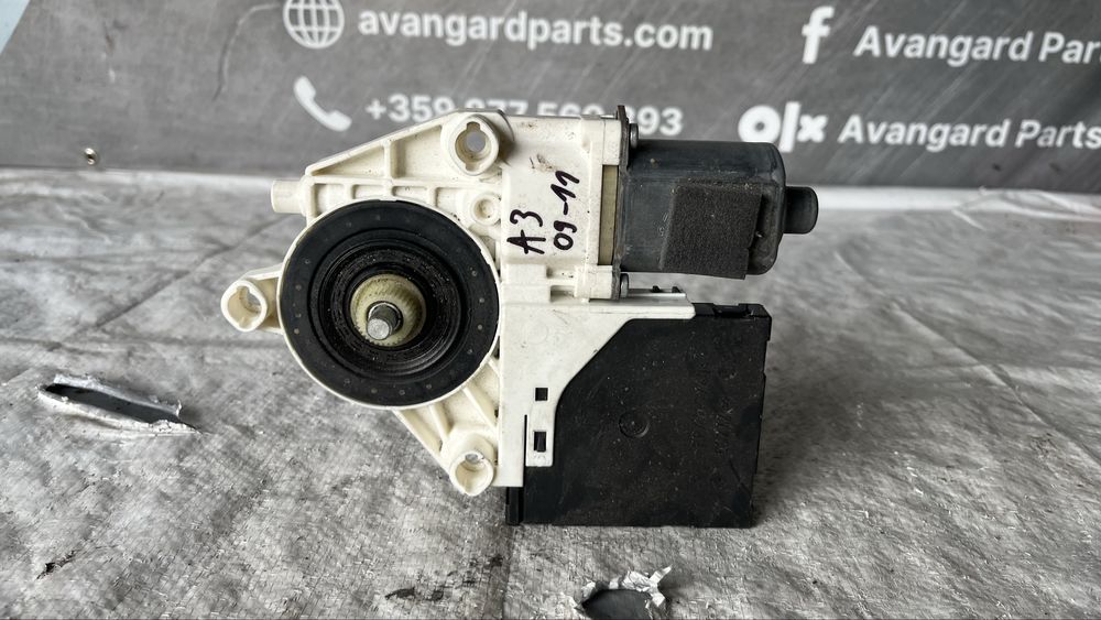 Предно ляво моторче за стъкло Audi A3 8P