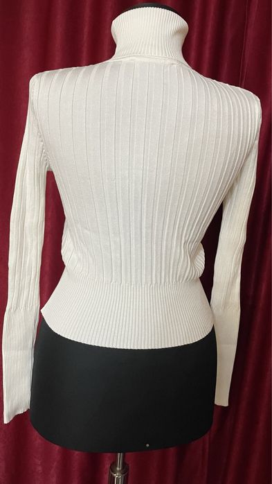 Zara knit alb impecabil