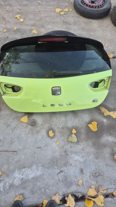 Оригинален Багажник За Сеат Леон 1P FR 2008- 2012г