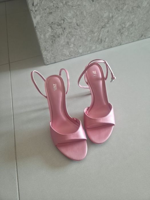 Zara сандали на ток