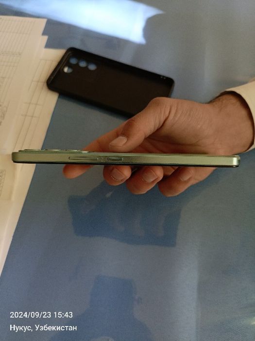 Vivo V 27e 256gb, 8+8 gb