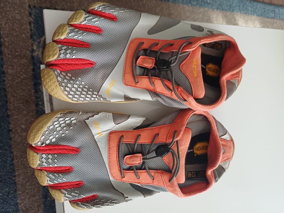 Обувки Vibram five fingers