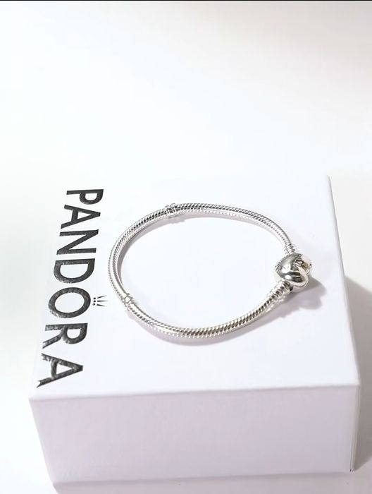 Pandora браслет-змейка в форме сердца