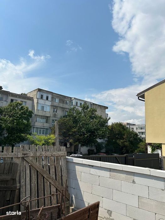Teren cu casa batraneasca 303 mp - Dacia Biserica Alba