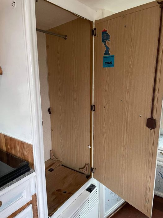 Vand sau schimb rulota Elddis